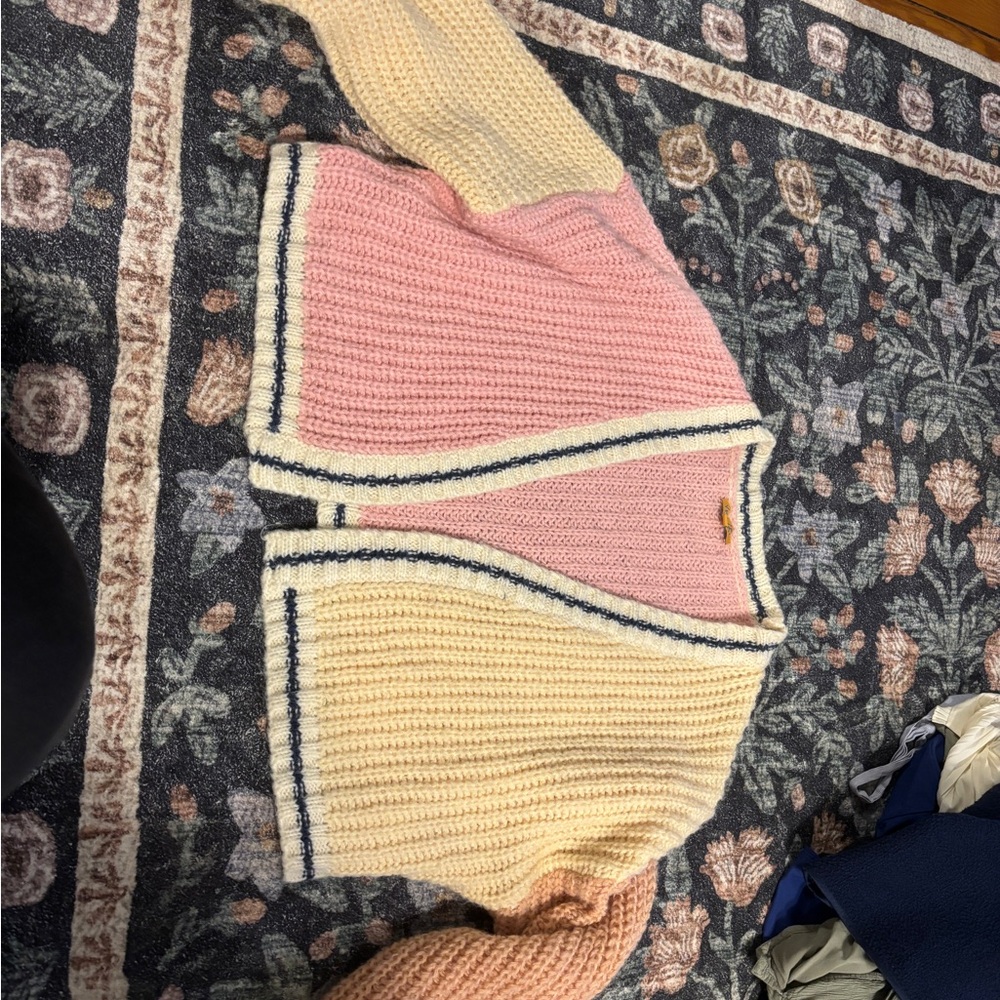 Vrg Grl Franca Oversized Paneled Cardigan - Picture 2 of 3